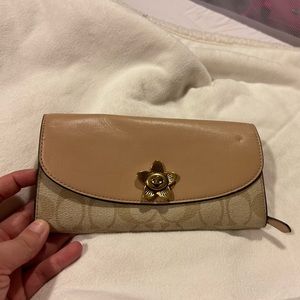 Coach wallet